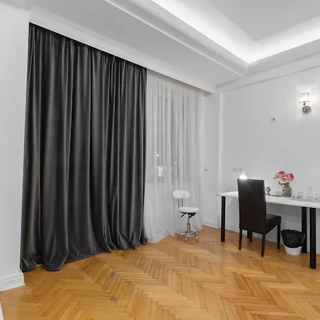 Apartment Stylish Center *