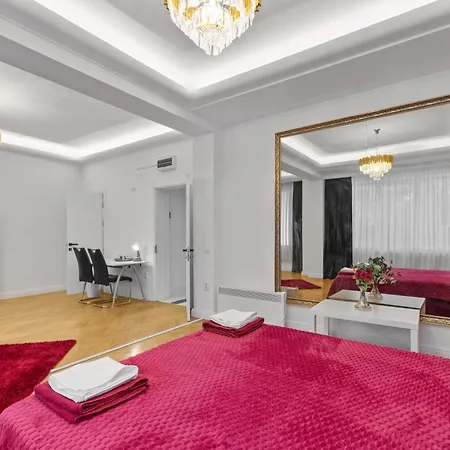 Διαμέρισμα Stylish Center *