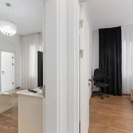 Stylish Center Διαμέρισμα